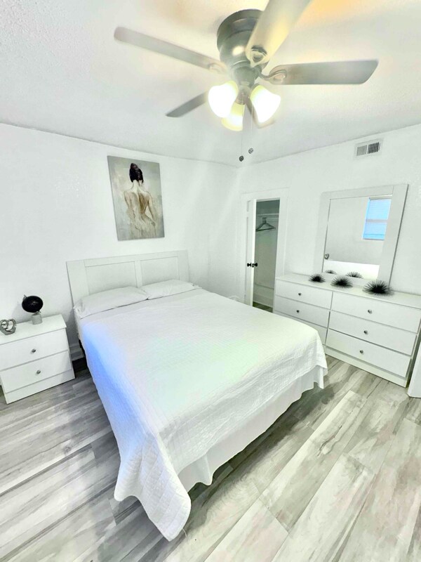 Photo - 1211 E 18th Ave Apartment