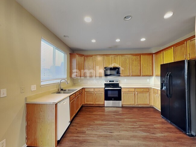 Foto del edificio - 4291 Threshing Dr