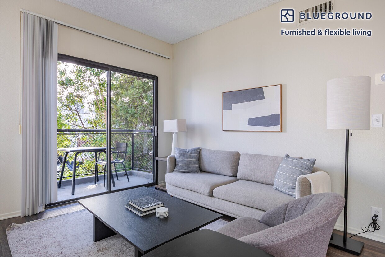 Foto principal - 747 Gayley Ave