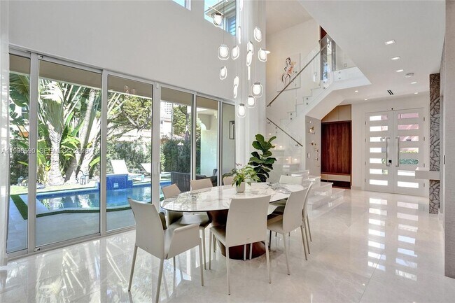 Foto del edificio - 20824 NE 37th Ave