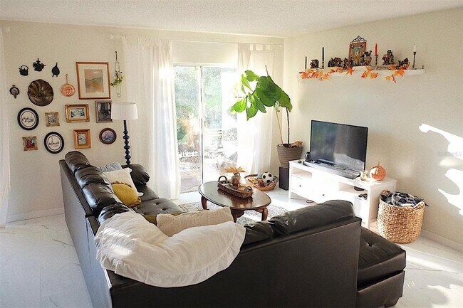 Foto del edificio - 10659 Windsor Ct