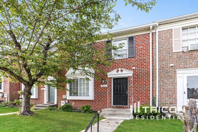 Building Photo - 8211 Township Dr