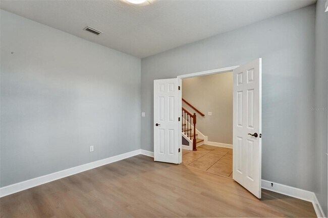 Foto del edificio - 4628 Garden Arbor Way
