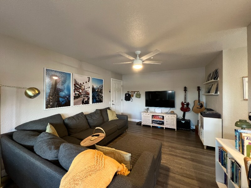 615 Fredricks Ave Unit 157, Oceanside, CA 92058 Condo for Rent in