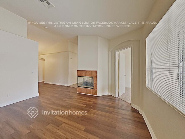 Building Photo - 3725 St Charles Ct