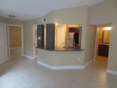 Photo - 2400 NW 33rd St Apartment