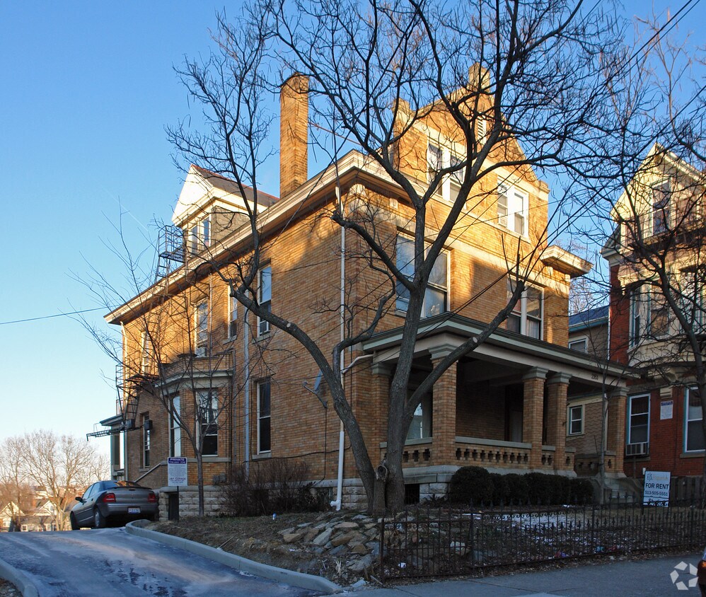 Primary Photo - 2353 Ohio Ave