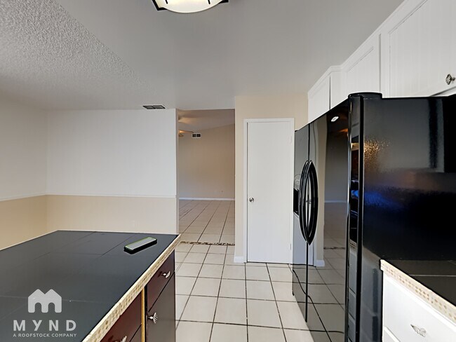 Building Photo - 7707 Canova Way