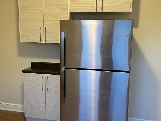 Foto del edificio - 1022 N Menard Ave