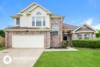 Building Photo - 809 Hines Dr