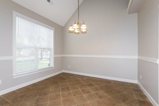 Foto del edificio - 7418 Sparkleberry Dr