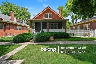 Building Photo - 1718 W 106th Pl