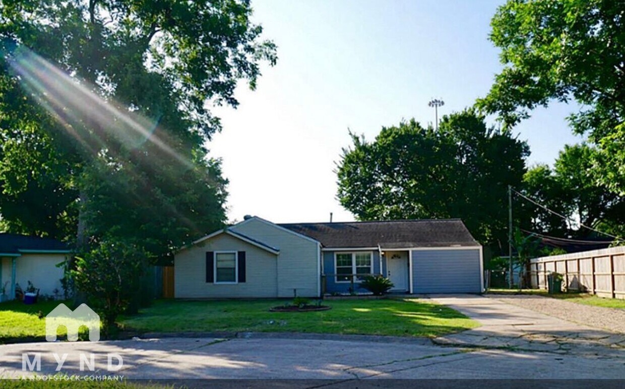 Foto principal - 305 Sherbrook Ct