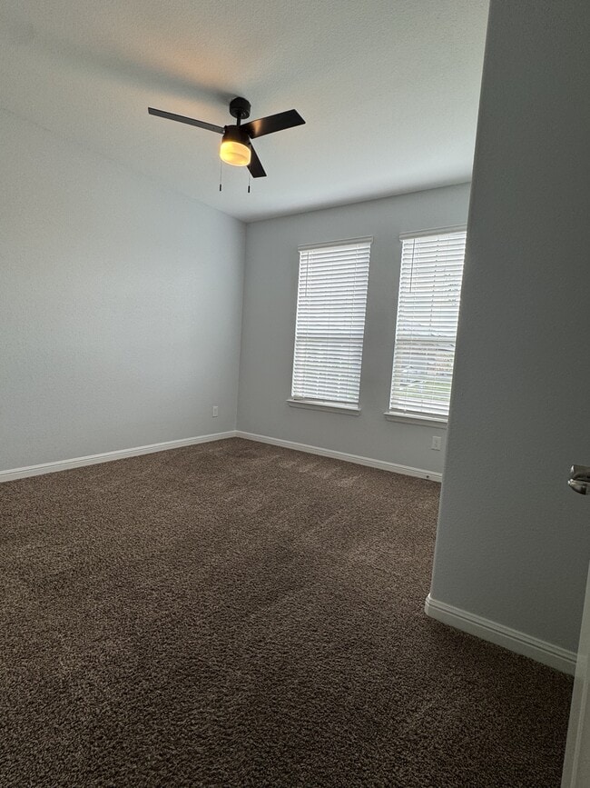 Photo - 2511 Allview Ln House