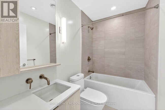 Building Photo - 120 Broadway Ave