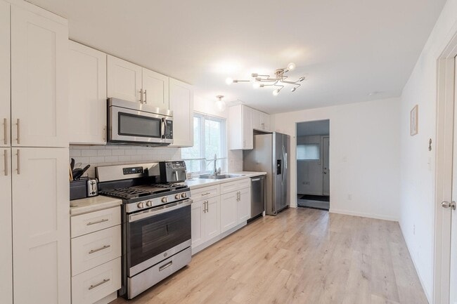 Building Photo - 353 South Morgan Boulevard