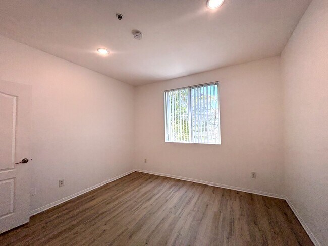 Interior Photo - 2245 Beverly Glen Blvd.