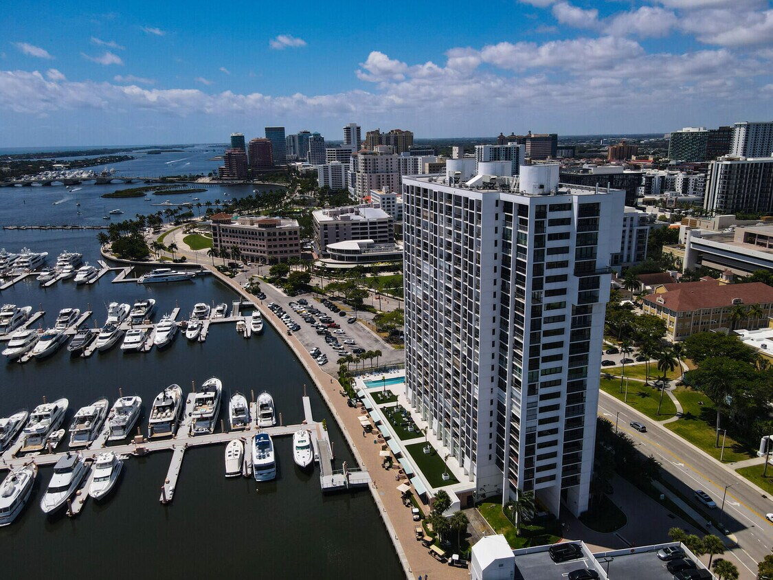 Foto principal - 400 N Flagler Dr