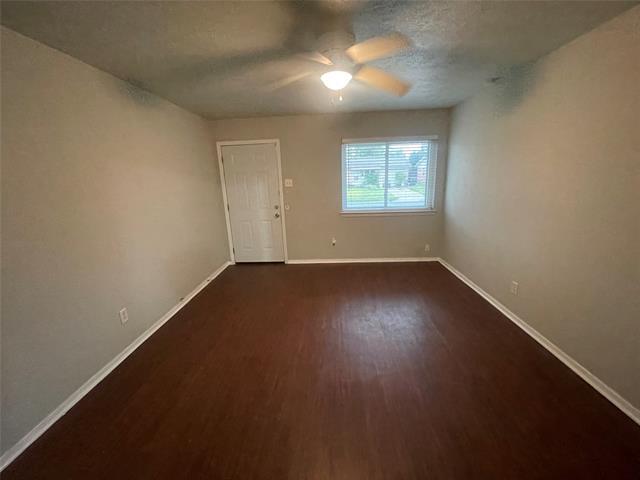Building Photo - 501 Rosewood Hills Dr