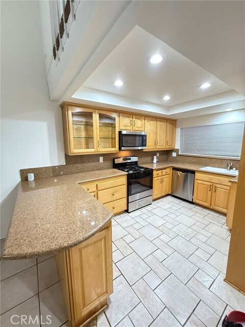 Building Photo - 2604 N Tustin Ave