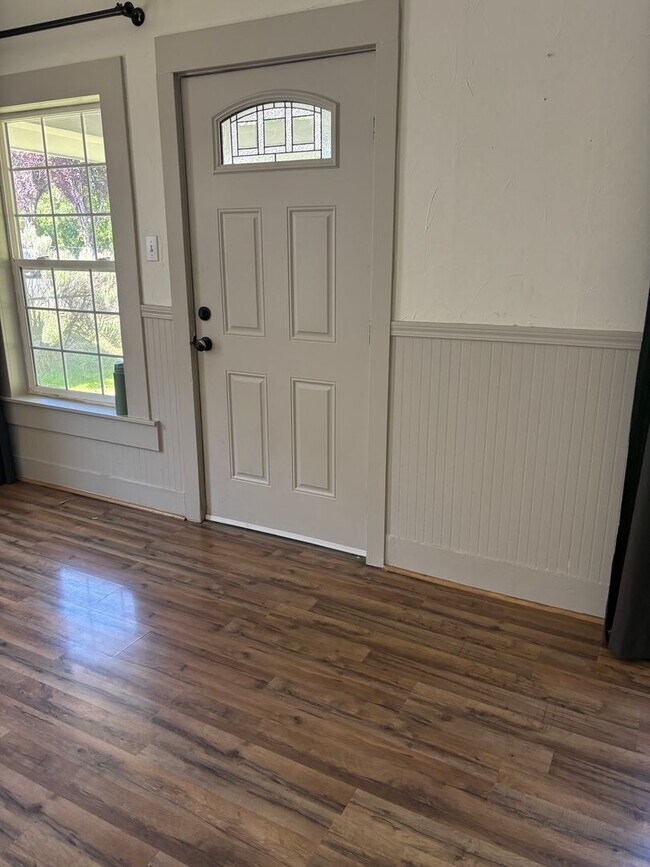 Foto del edificio - Cute Updated Home in Newberg