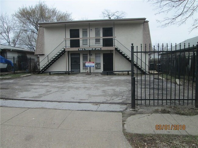 Building Photo - 1015 E Tucker St