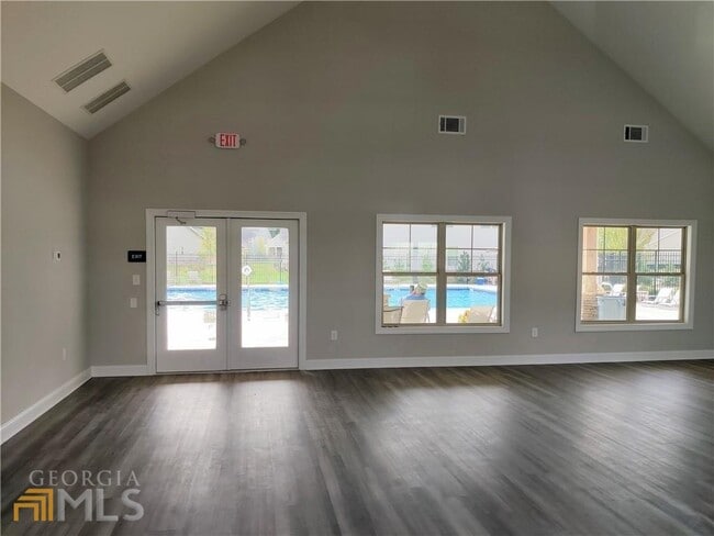 Foto del edificio - 3329 Long Creek Dr