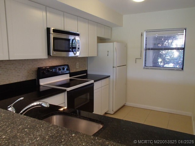 Foto del edificio - 7400 S Ocean Dr