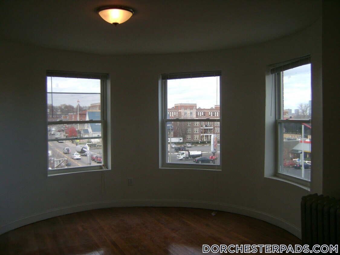 Foto principal - 119 Washington St