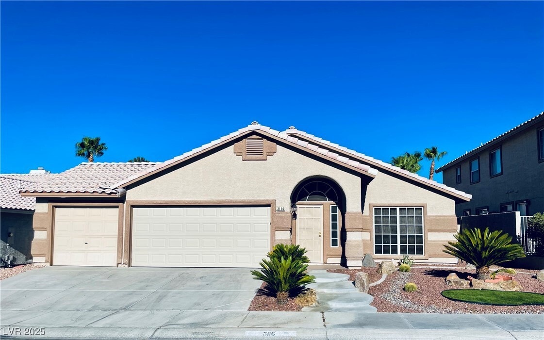 Foto principal - 3116 Serrano Ct