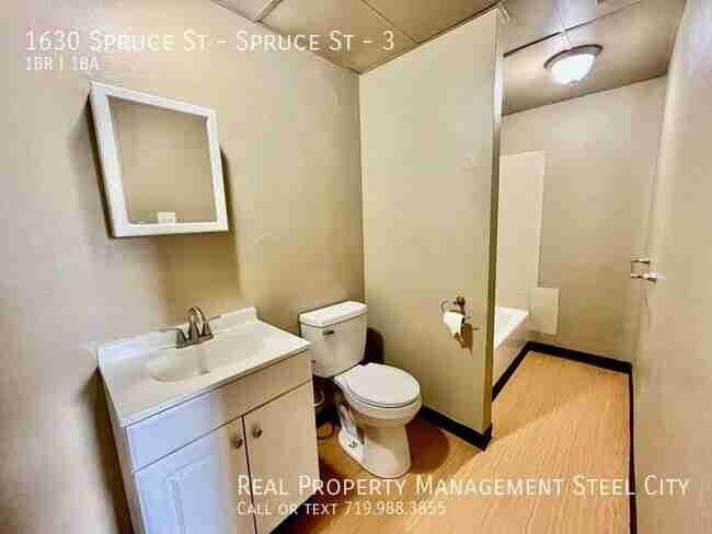 Foto del edificio - 1630 Spruce St