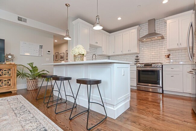 Foto del edificio - 52R River St