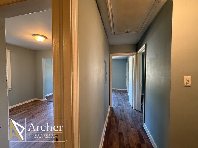 Foto del edificio - 1702 W Lincoln Ave