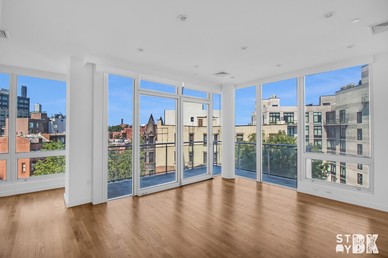 Foto principal - 525 Clinton Ave