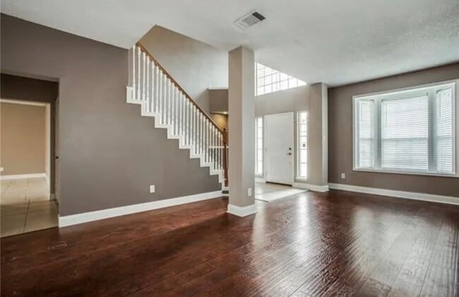 Building Photo - 3917 Silver Meadow Ln