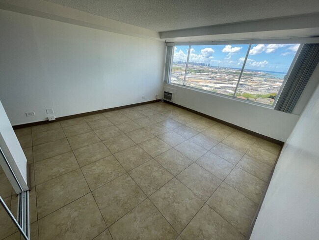 Foto del edificio - Fantastic Studio Unit w/ parking available...