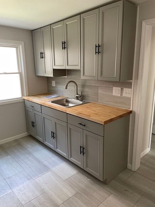 Foto del edificio - 1344 Buffalo Rd