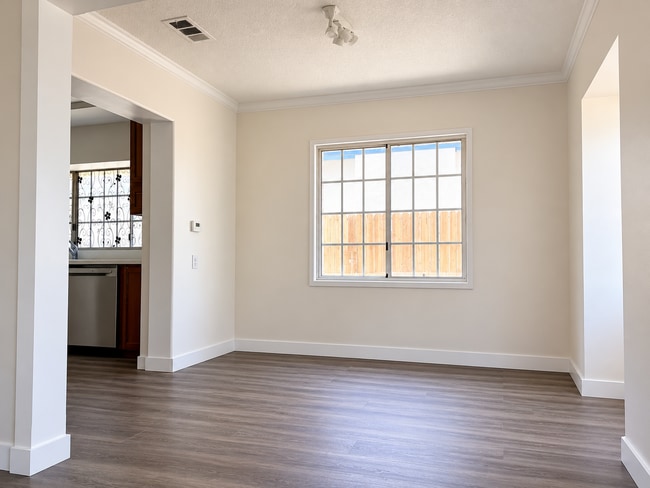 Building Photo - 1841 S Sierra Vista Ave