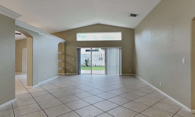 Building Photo - 3105 Torres Cir