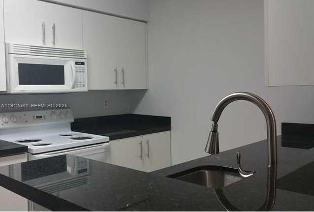 Foto del edificio - 15231 SW 80th St