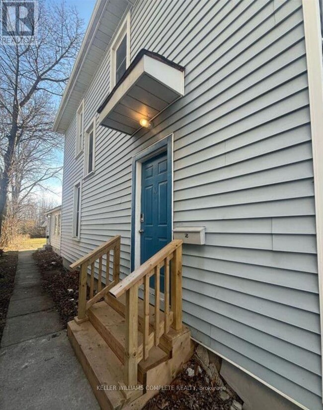 Building Photo - 255 Jarvis St