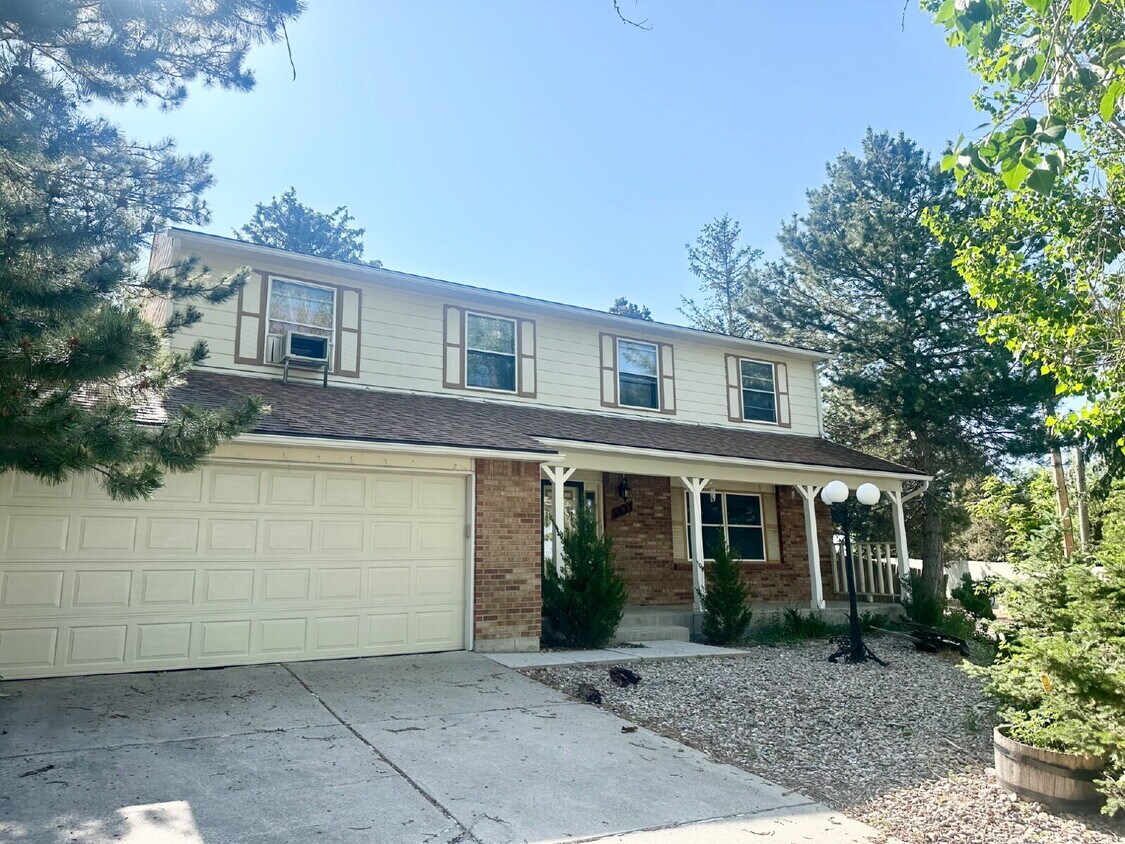 Primary Photo - "Spacious 4-Bedroom Retreat with 2.5 Baths...