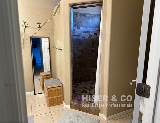 Foto del edificio - 7143 E Alvarado Dr