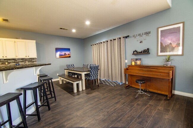 Foto del edificio - Spacious Moreno Valley Living in a Prime Location
