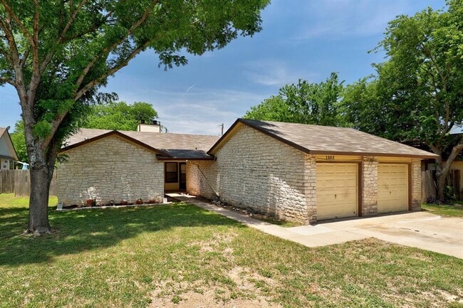Building Photo - 1802 Rawhide Dr