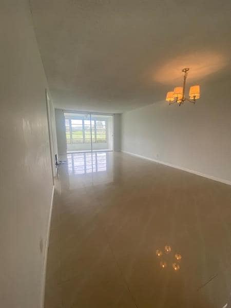 Building Photo - 2651 S Course Dr
