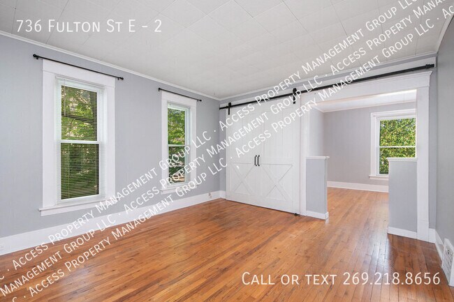Foto del edificio - 736 Fulton St E
