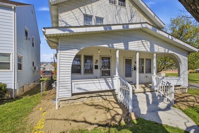 Foto del edificio - 415-417 S Huron Ave