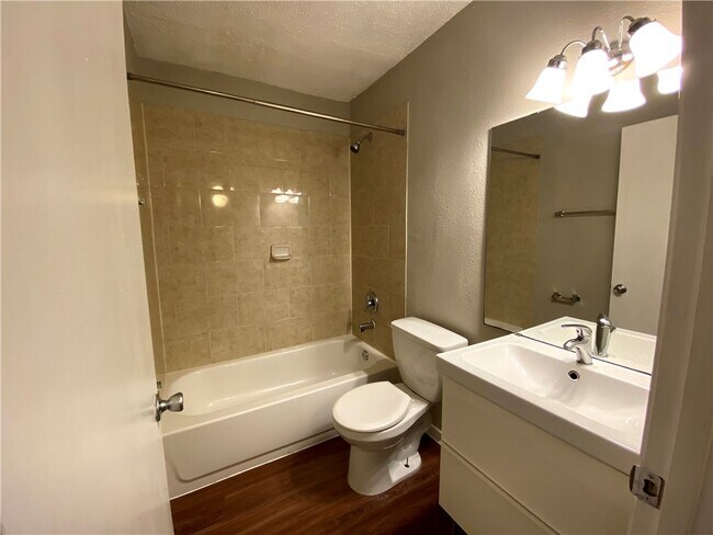 Building Photo - 4007 Avenue C