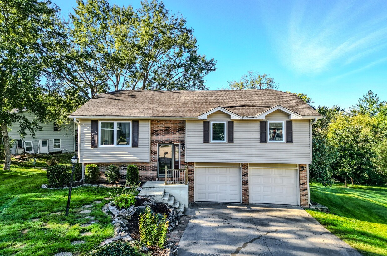Foto principal - 4320 W Brookview Ct